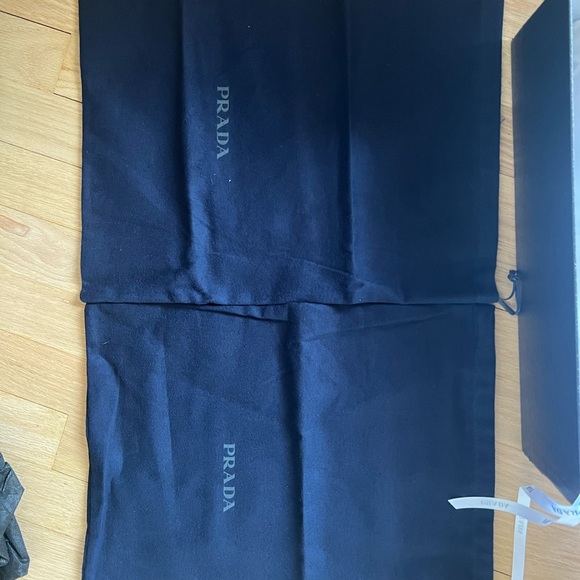 Prada box and set of two dust bag - Picture 3 of 8